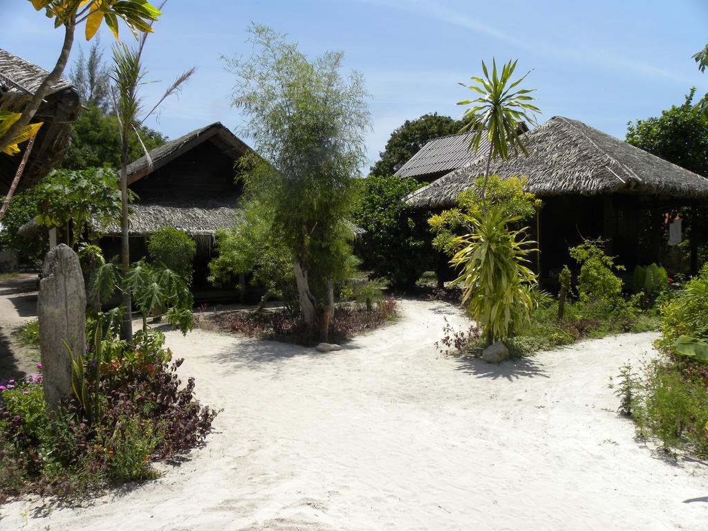 Double Room with Side View